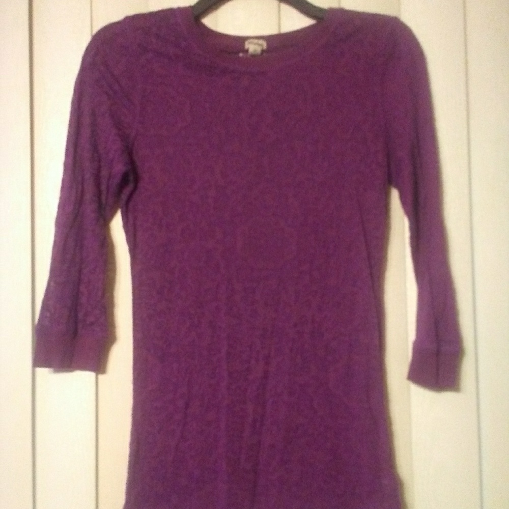 4/$30 👚💜Sheer purple 3/4 top women's medium